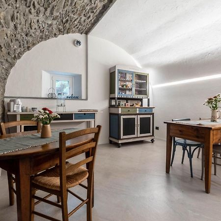 B&B Au Chateau Blanc Arvier Bagian luar foto